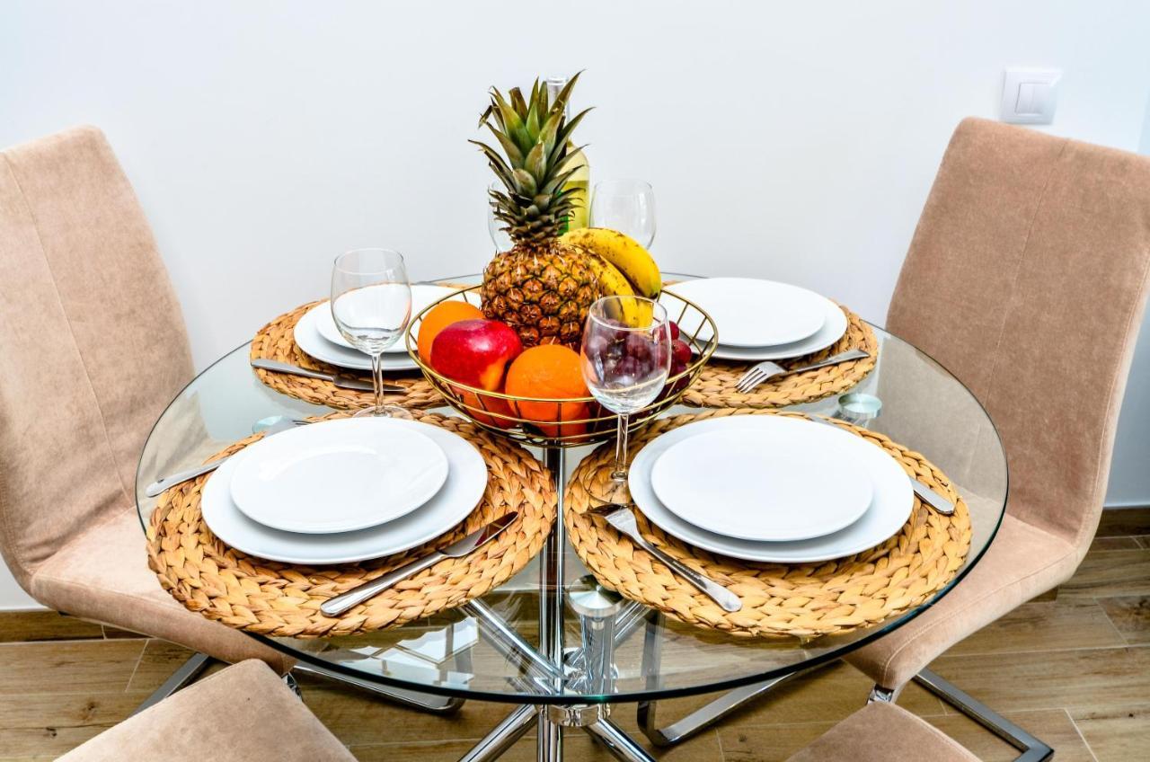 1 Bedroom Apartment Sea View In Center Of Marbella! Екстер'єр фото